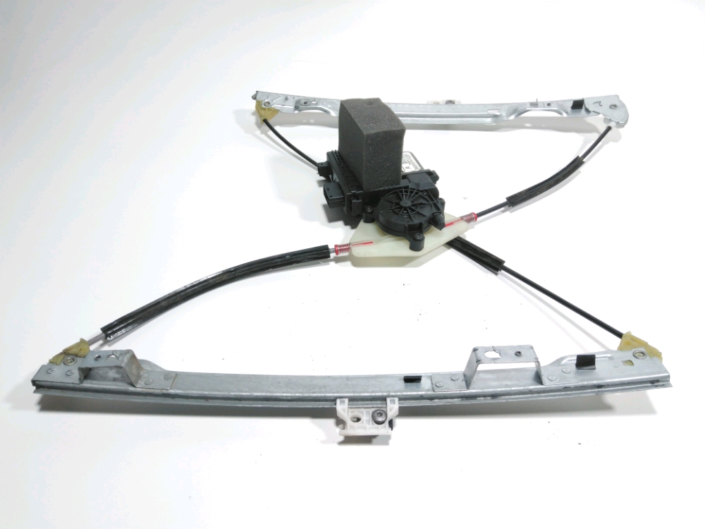 Lève-vitre électrique avant gauche