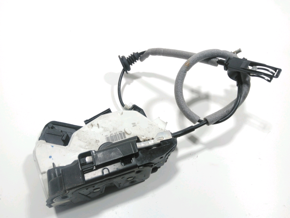 Serrure de porte arrière droite