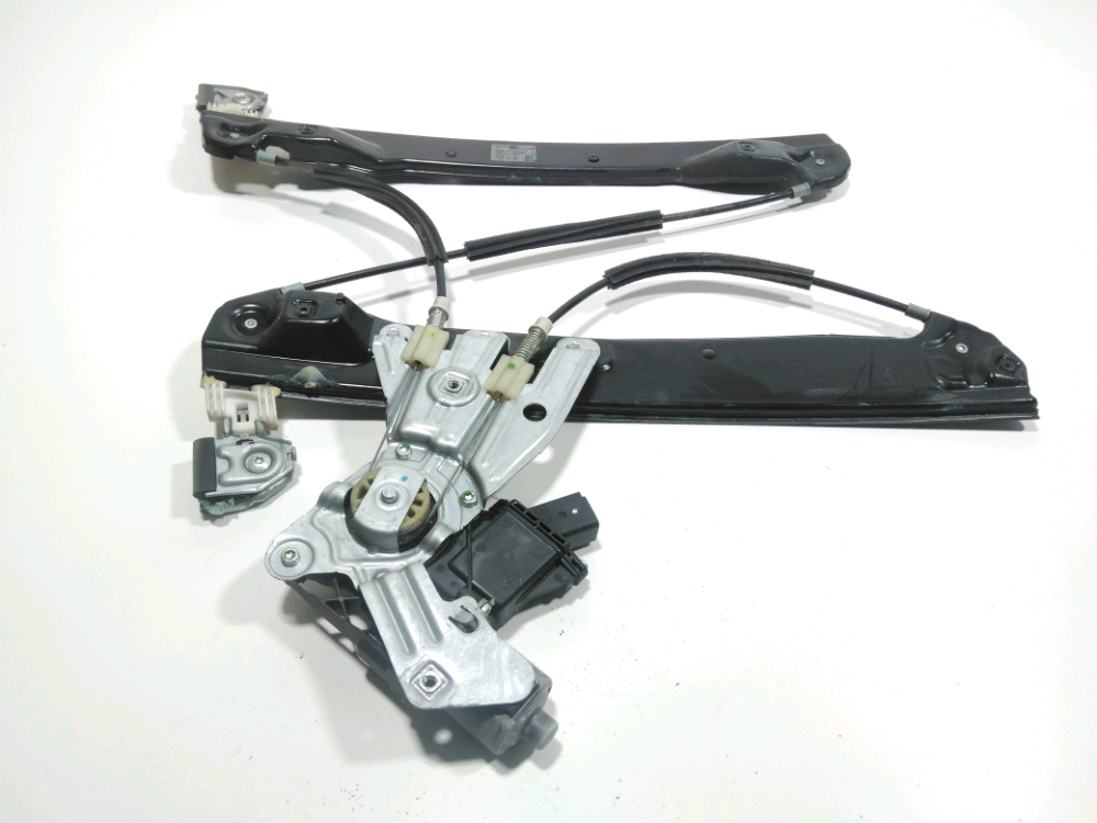 Lève-vitre électrique avant droit