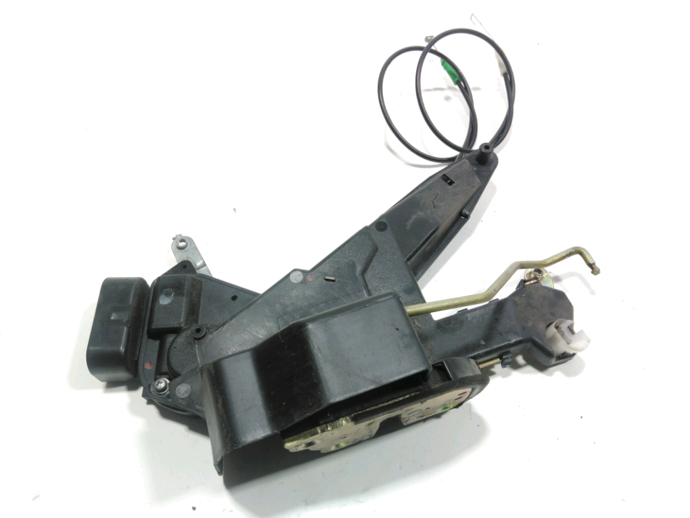 Serrure de porte avant gauche