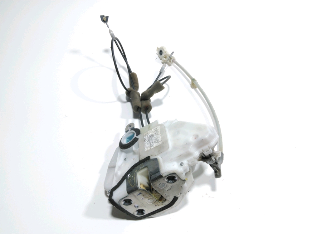 Serrure de porte avant gauche