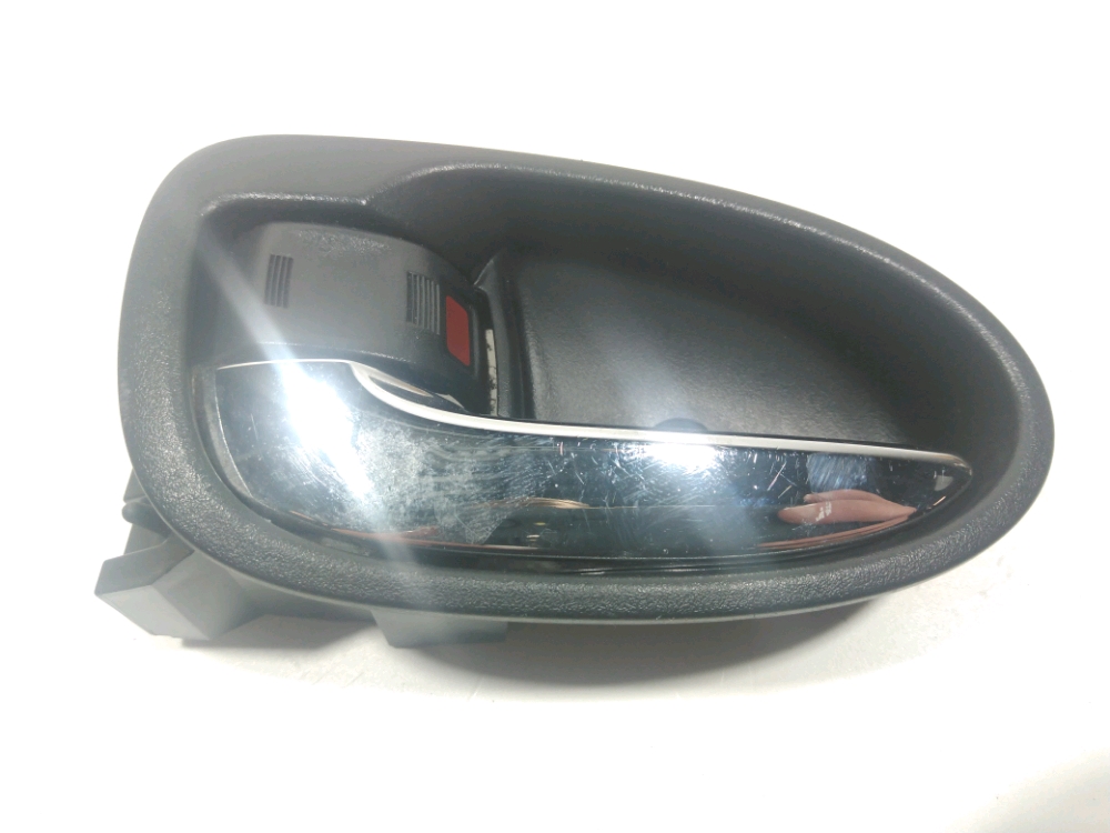 Poignée intérieure porte avant gauche