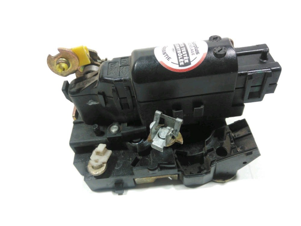 Serrure de porte avant droite