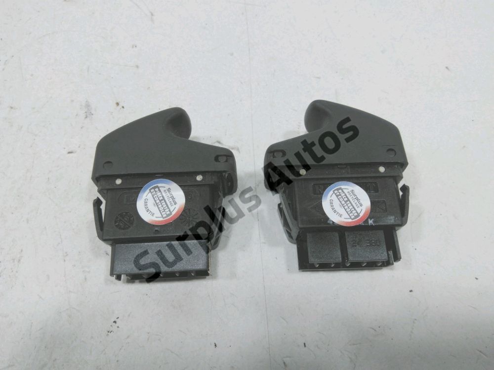 Commande lève-vitre avant gauche