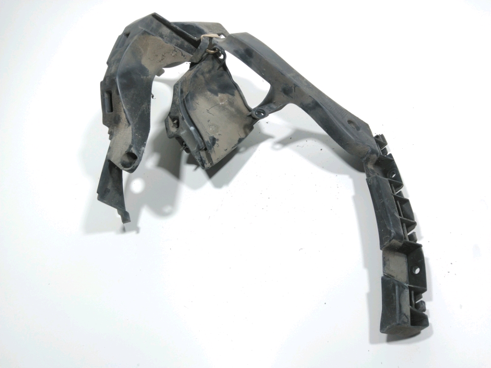 Support gauche de pare-choc arrière