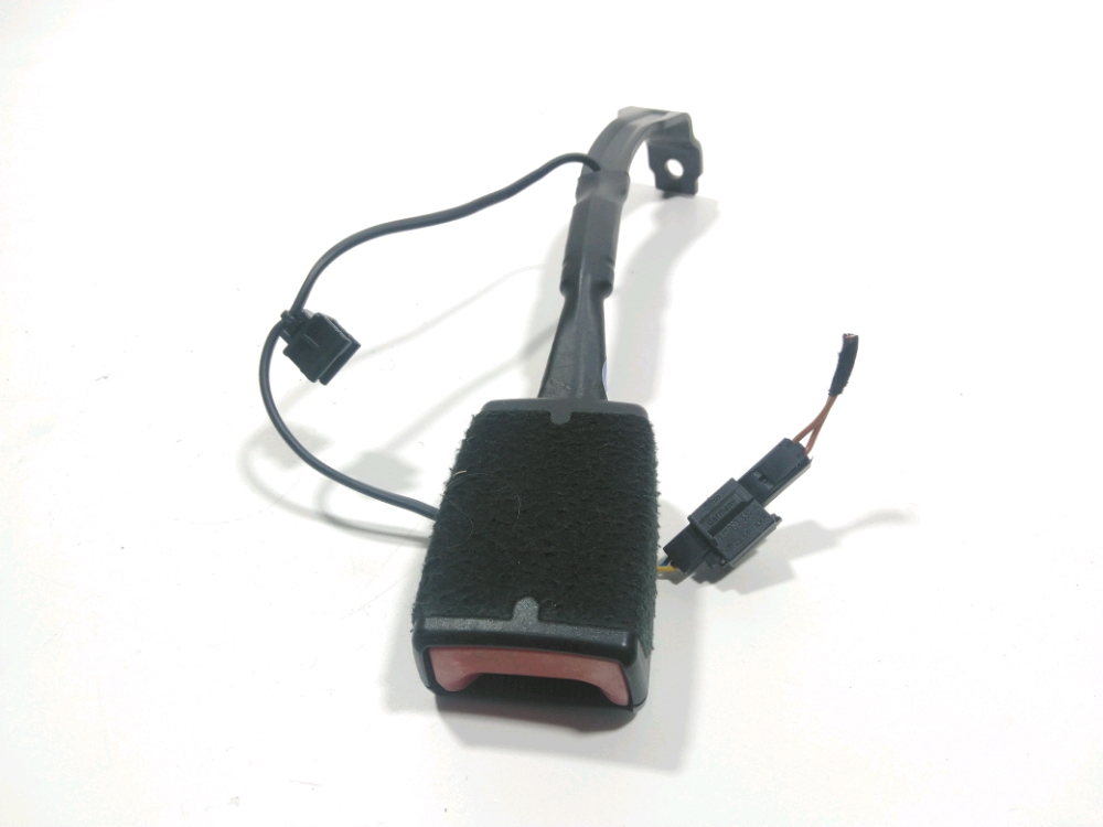 Ancrage ceinture avant droit