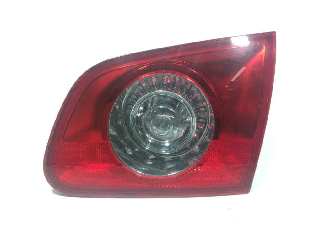 Feu arriere interieur droit