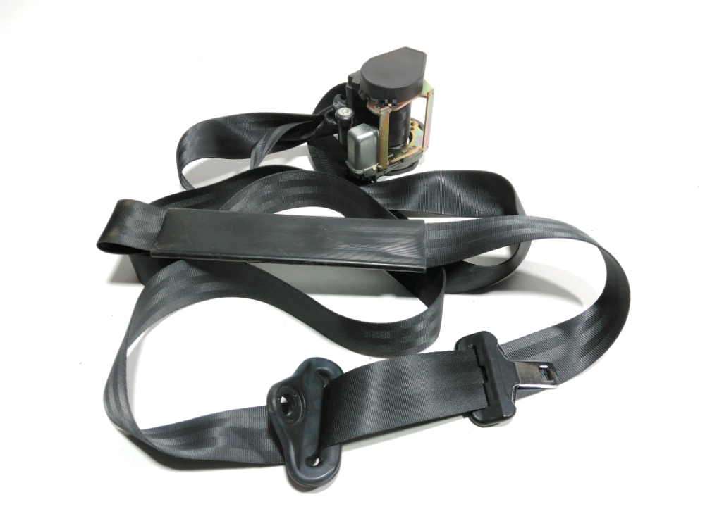 Ceinture avant droite