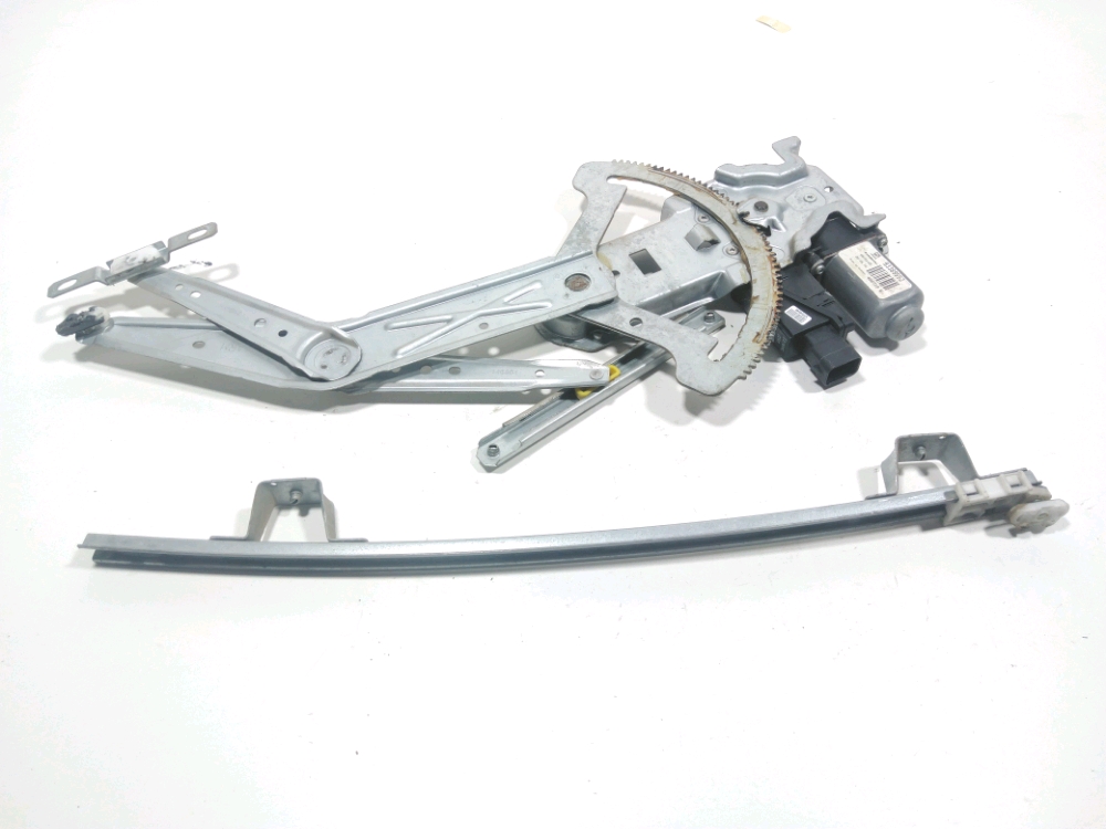 Lève-vitre électrique avant droit