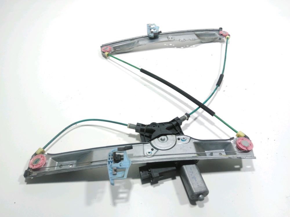 Lève-vitre électrique avant droit