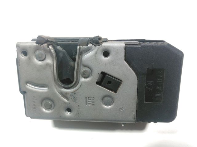 Serrure de porte avant droite