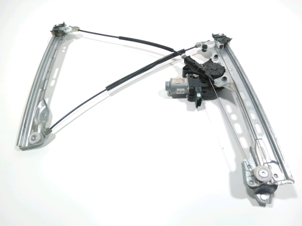 Lève-vitre électrique avant droit