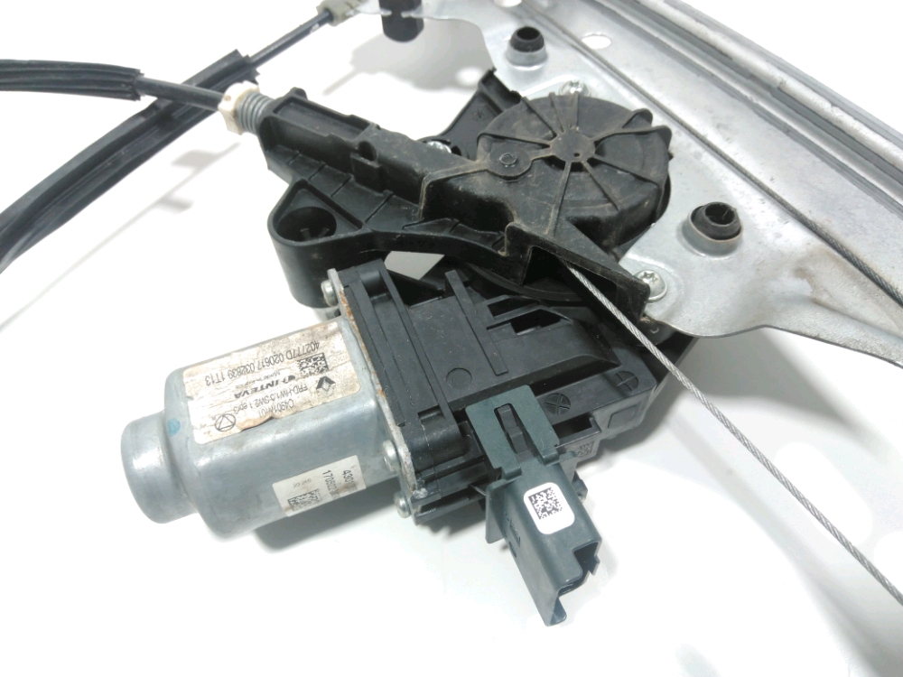 Lève-vitre électrique avant droit