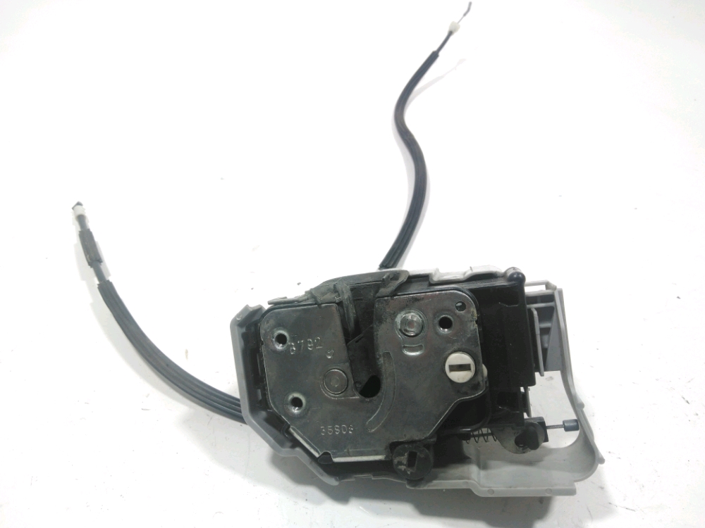 Serrure de porte arrière gauche