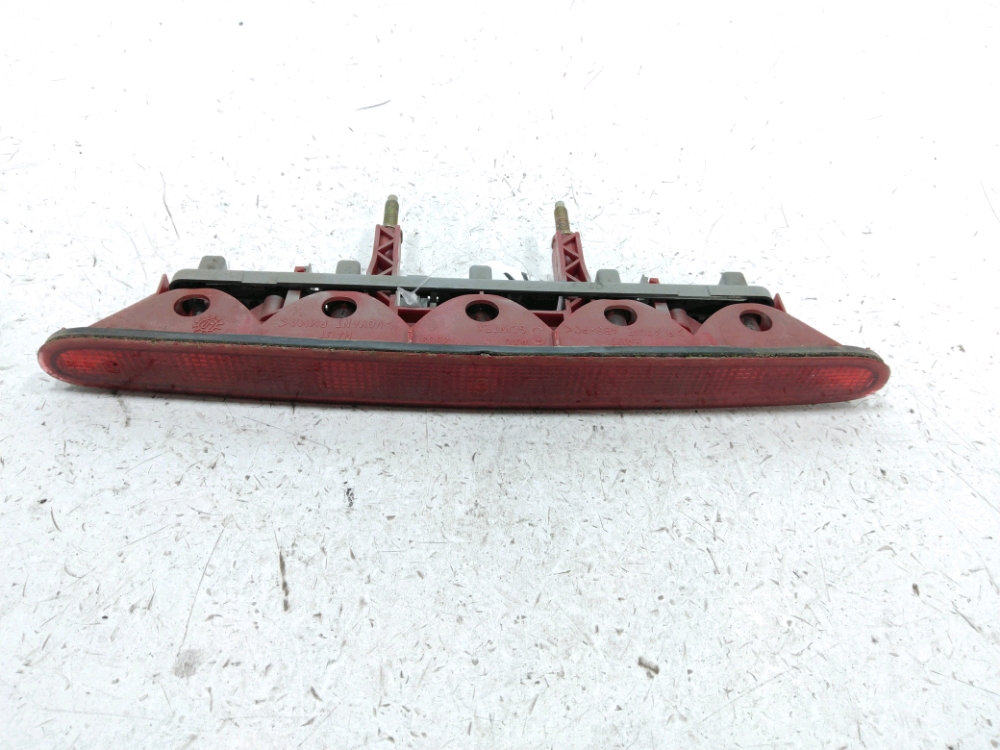 Feu stop supplémentaire