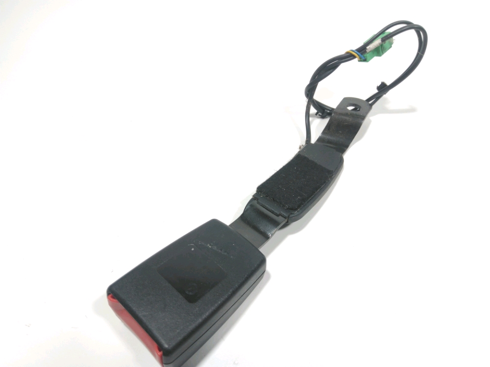 Ancrage ceinture avant droit
