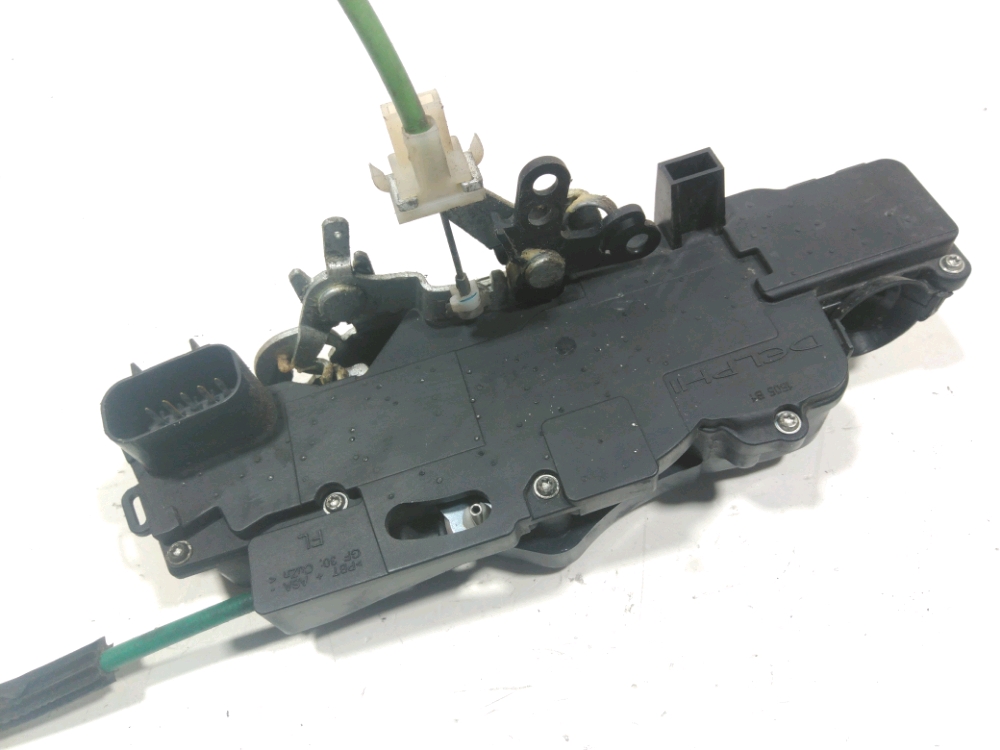 Serrure de porte avant gauche