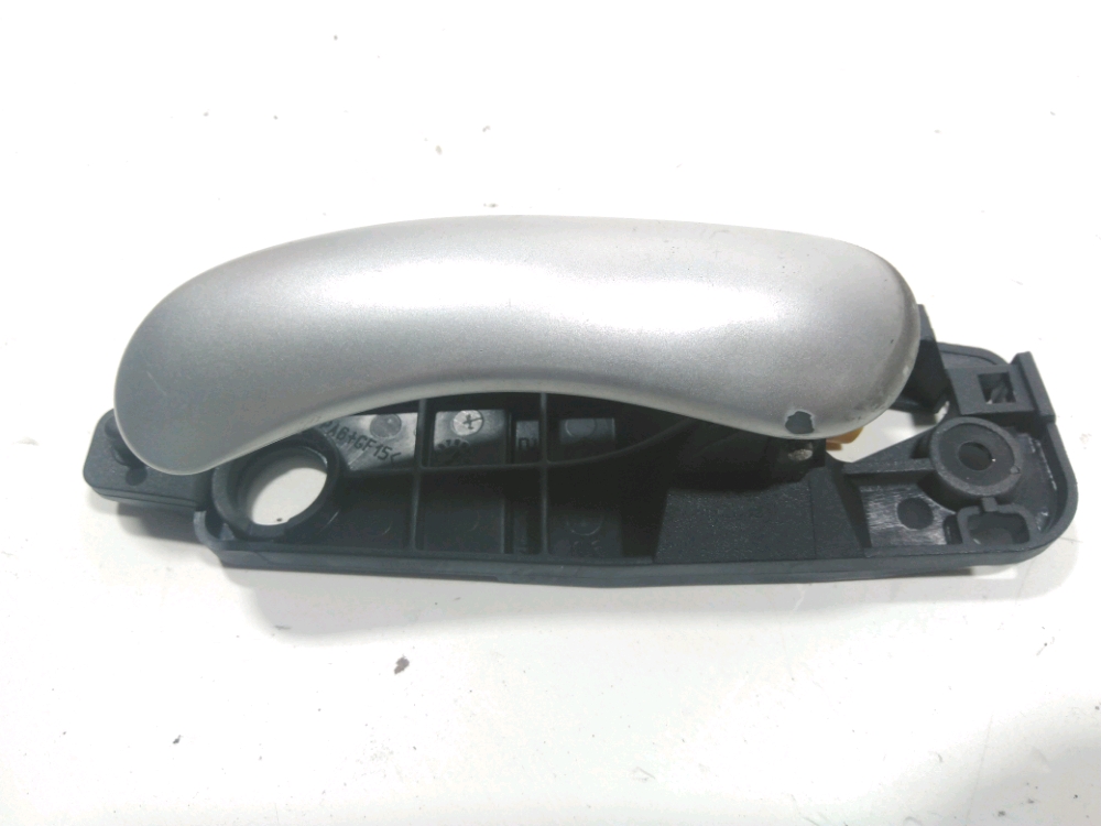 Poignée intérieure porte avant gauche