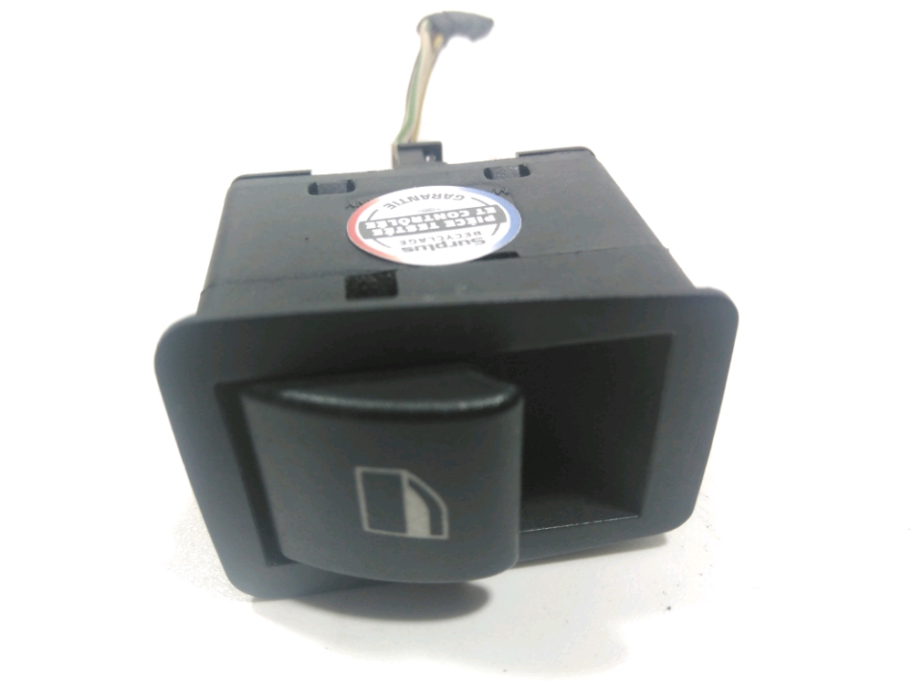 Commande lève-vitre arrière droit