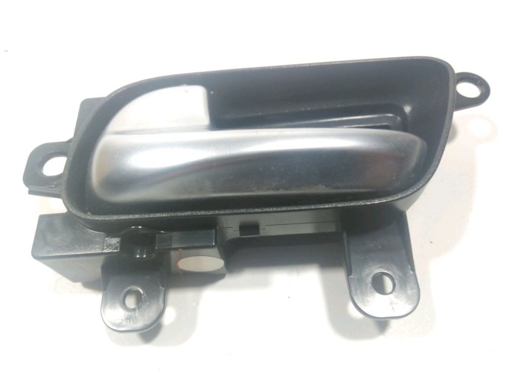 Poignée intérieure porte avant gauche