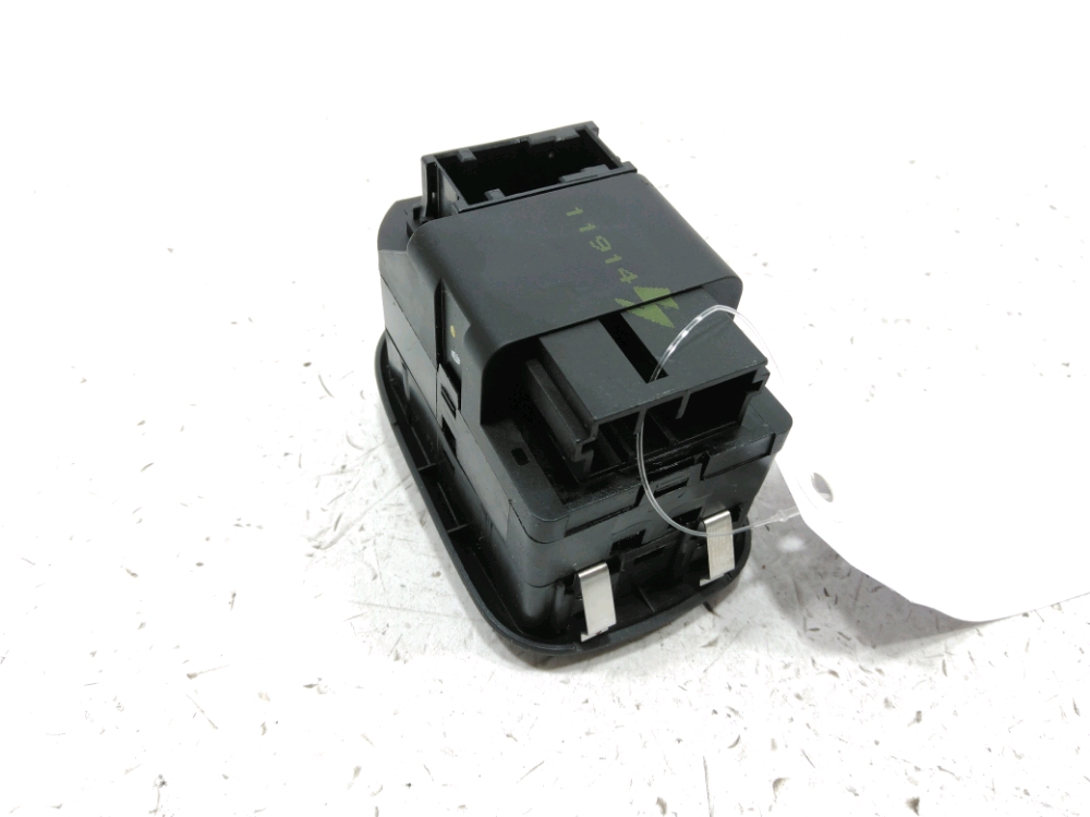 Commande lève-vitre avant gauche