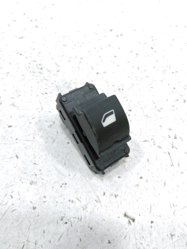 Commande lève-vitre arrière droit