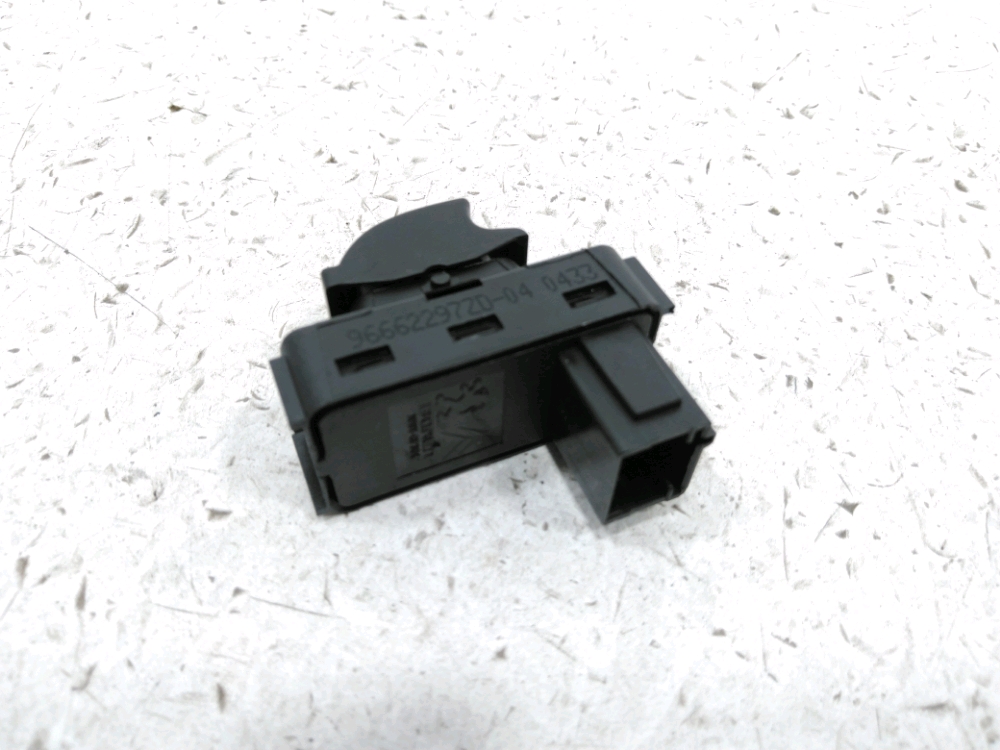 Commande lève-vitre arrière droit