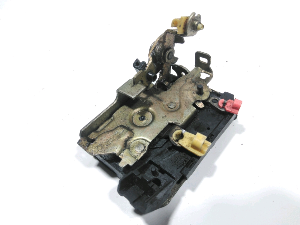 Serrure de porte avant gauche