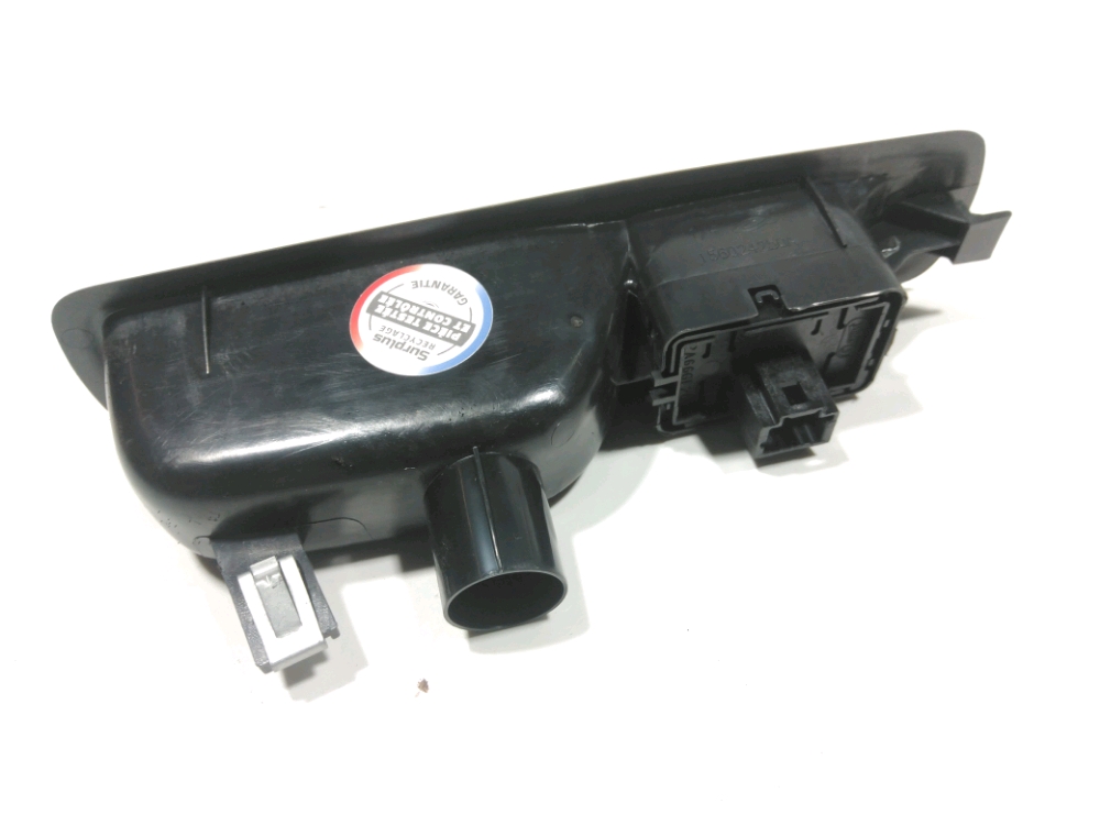 Commande lève-vitre arrière gauche