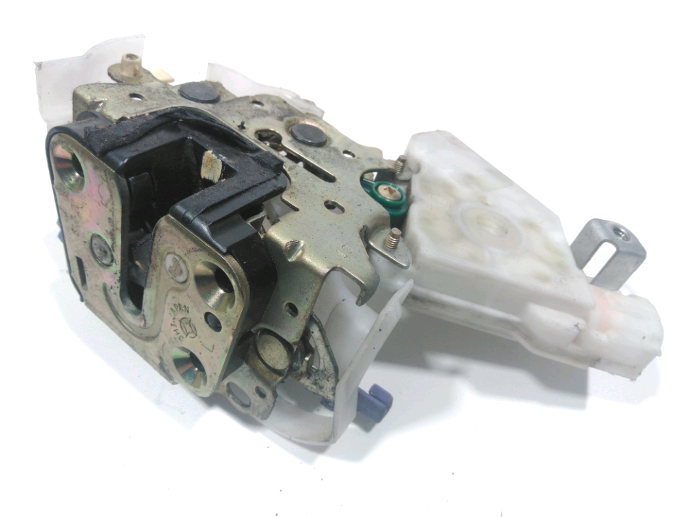 Serrure de porte avant gauche