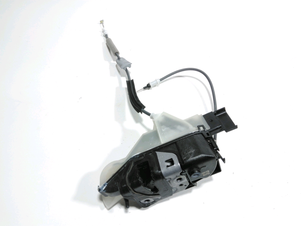 Serrure de porte avant gauche