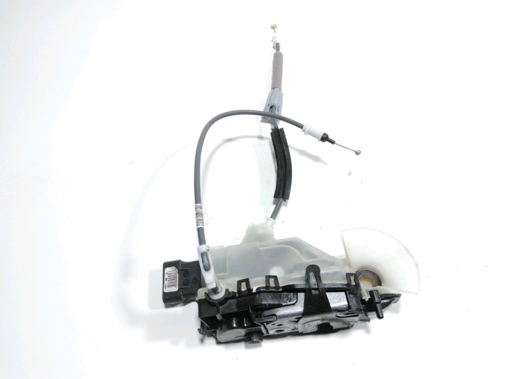 Serrure de porte avant gauche