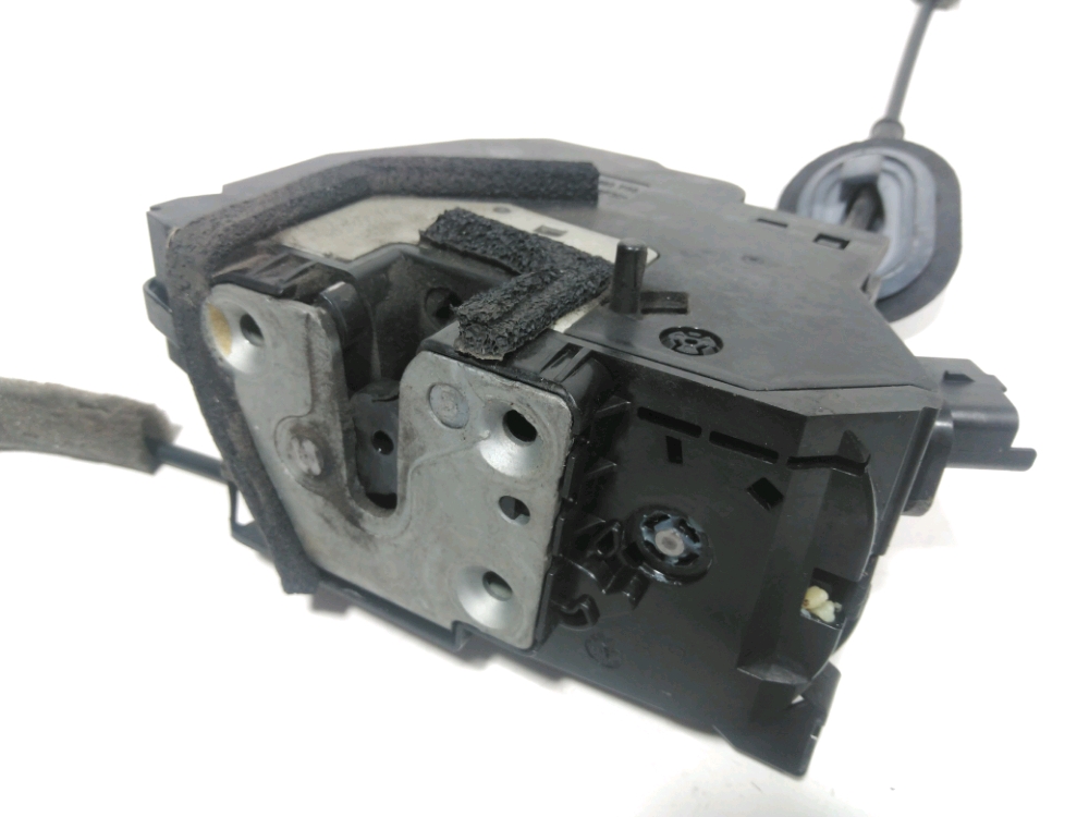 Serrure de porte arrière gauche