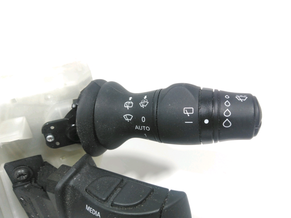 Commande sous-volant