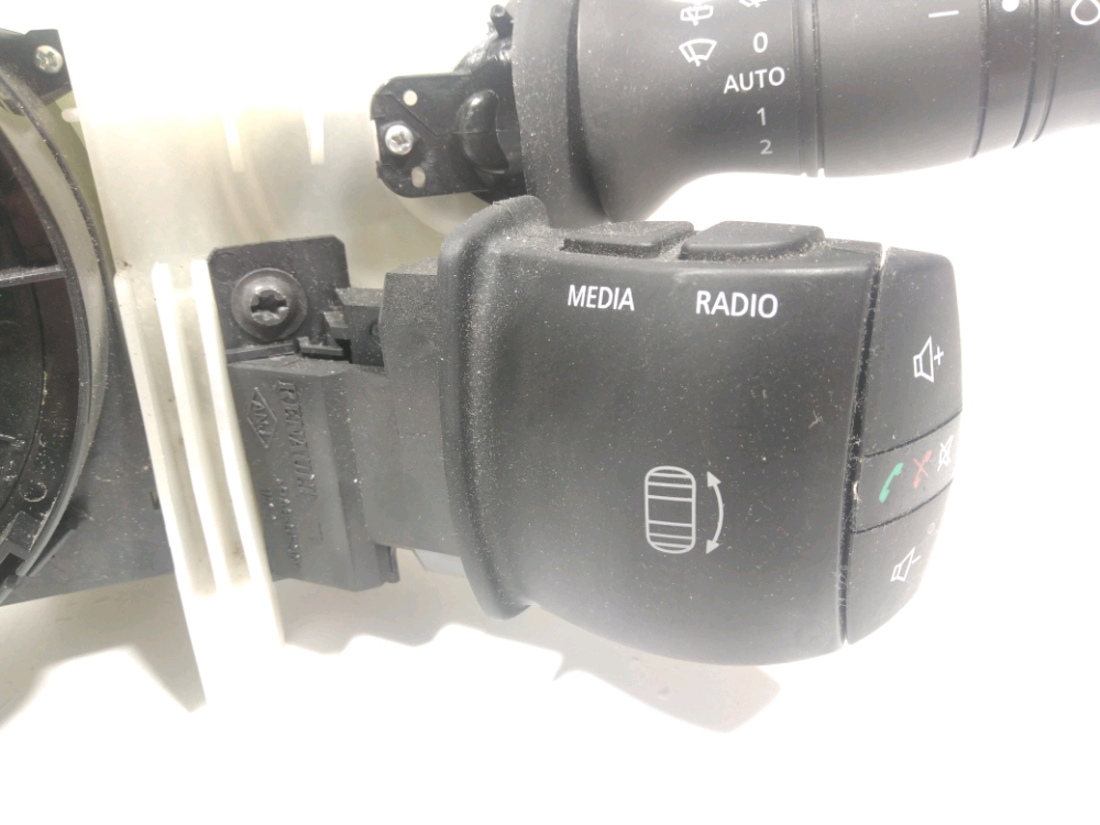 Commande sous-volant