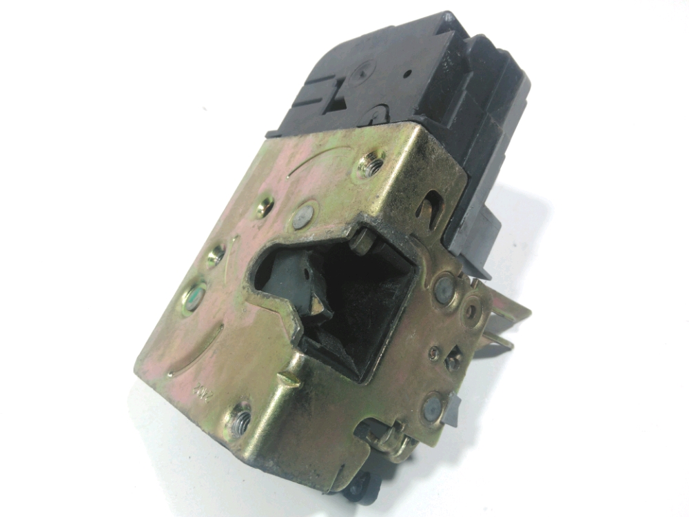 Serrure de porte avant gauche