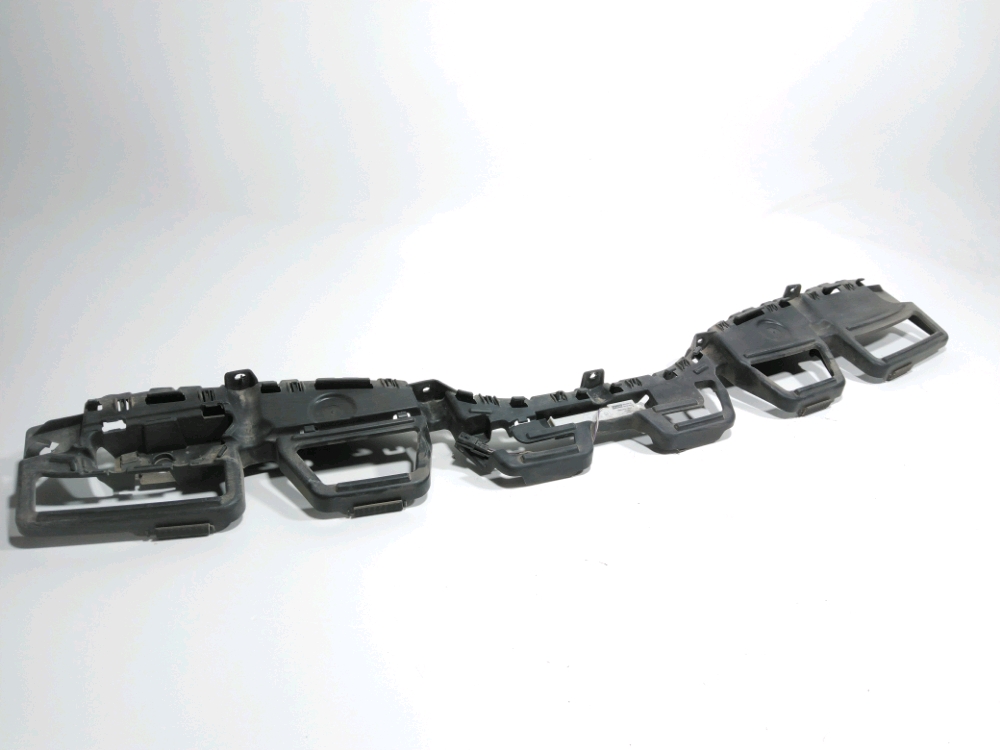 Support central de pare-choc arrière