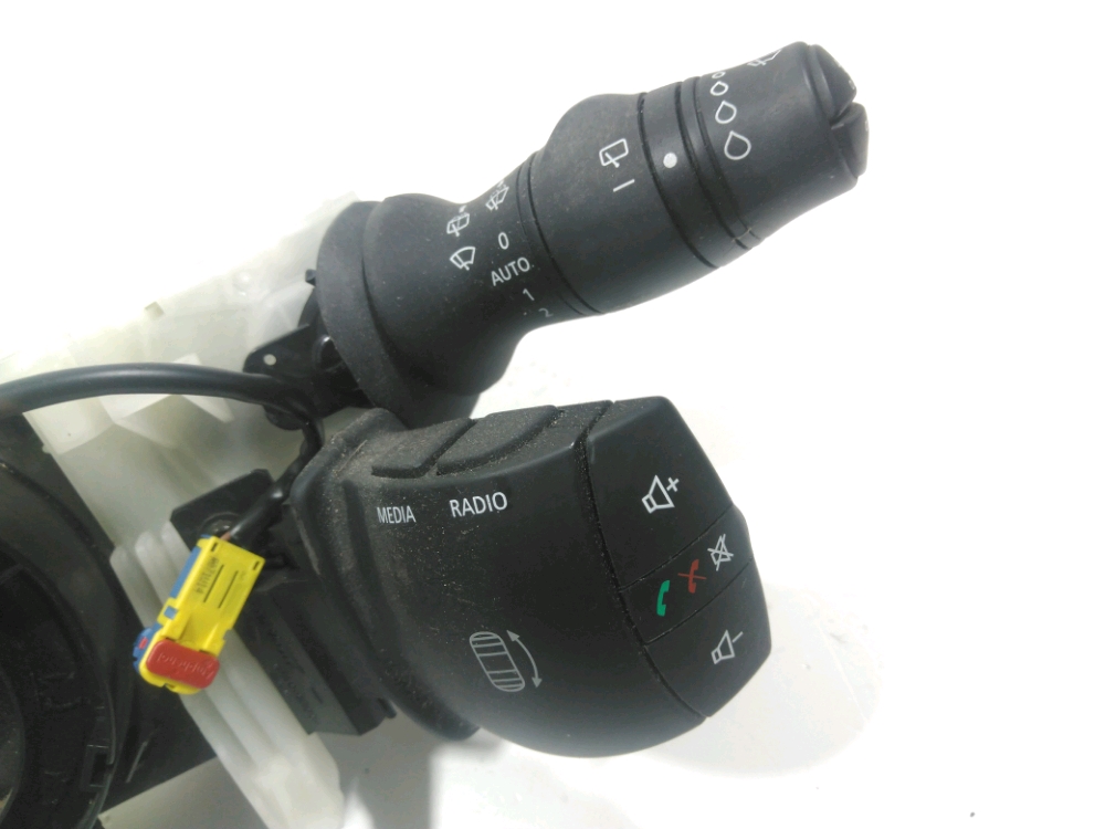 Commande sous-volant