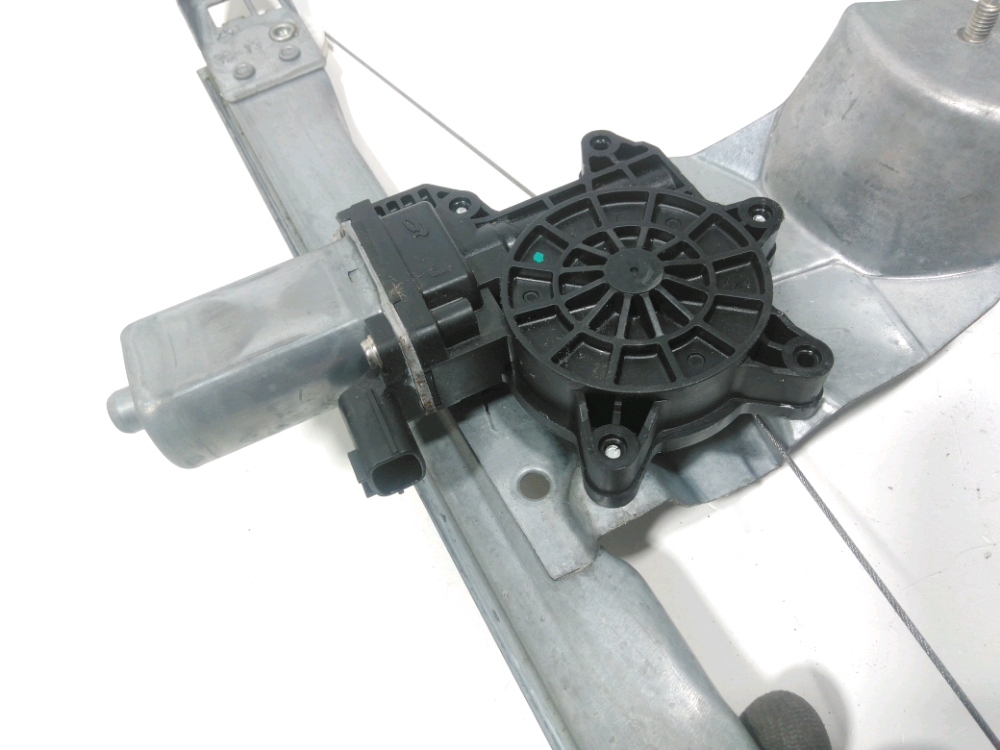 Lève-vitre électrique avant droit