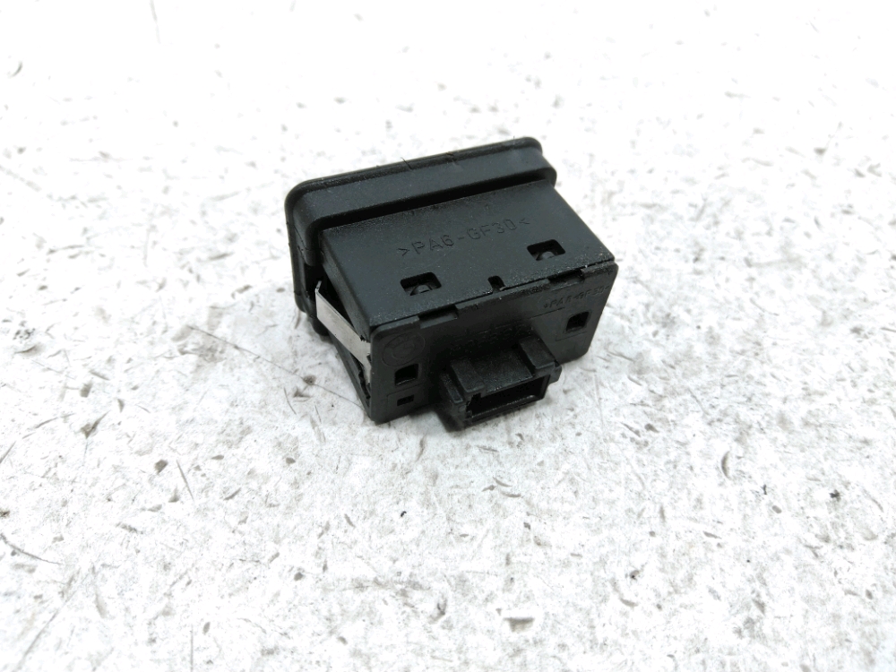 Commande lève-vitre arrière droit