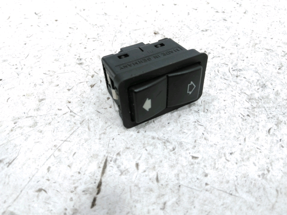 Commande lève-vitre arrière gauche