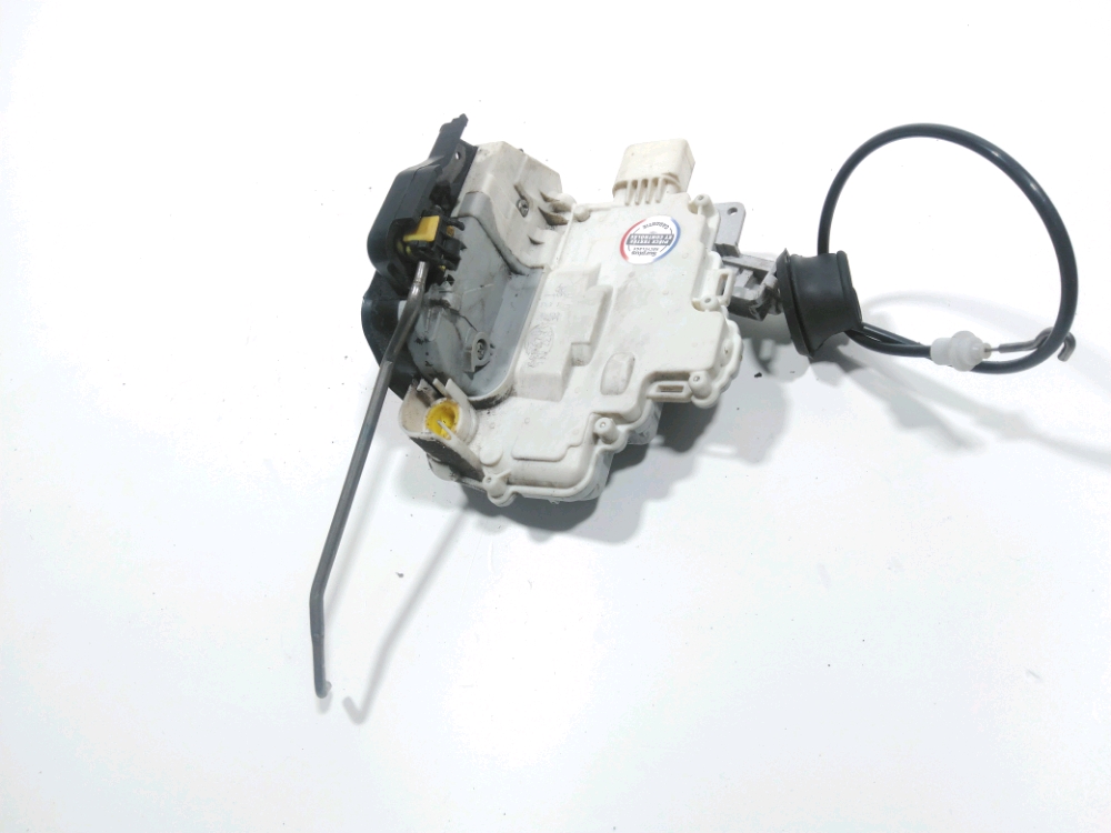 Serrure de porte avant gauche