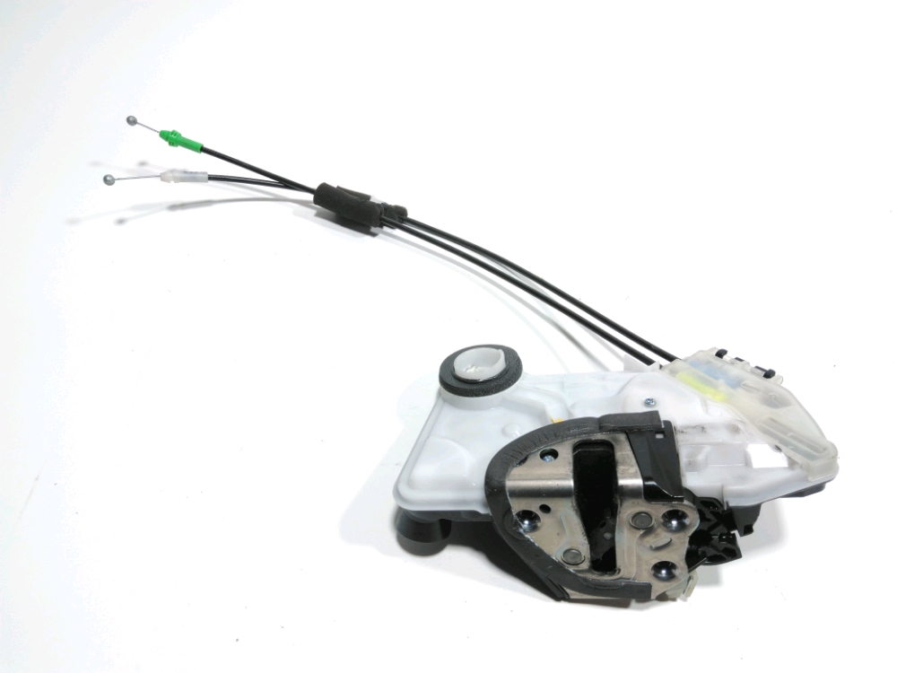 Serrure de porte avant gauche