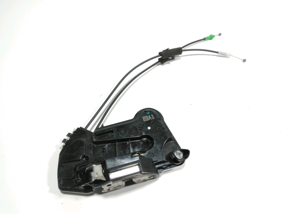 Serrure de porte avant gauche