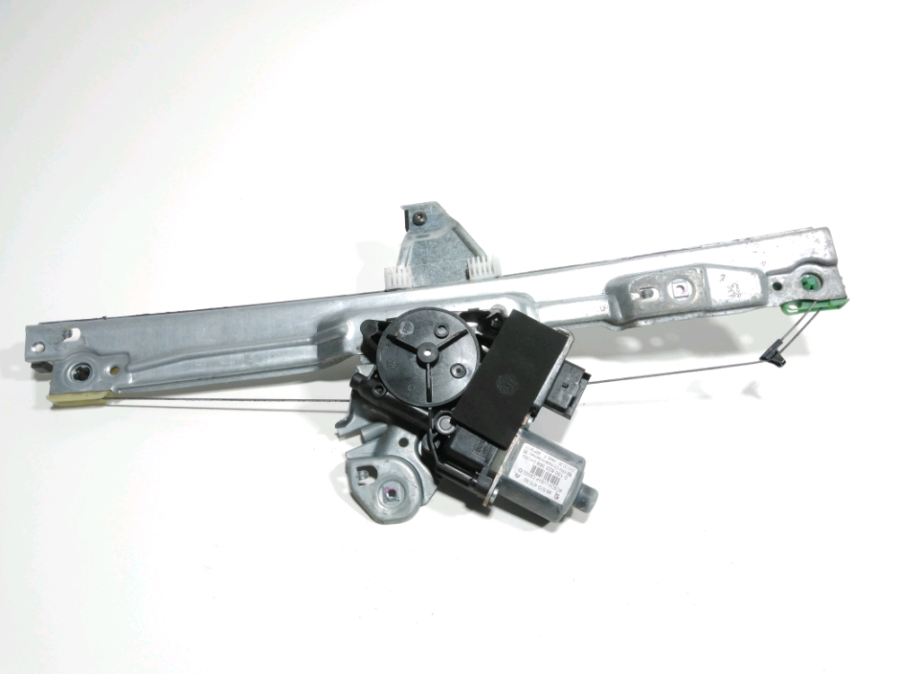 Lève-vitre électrique avant droit