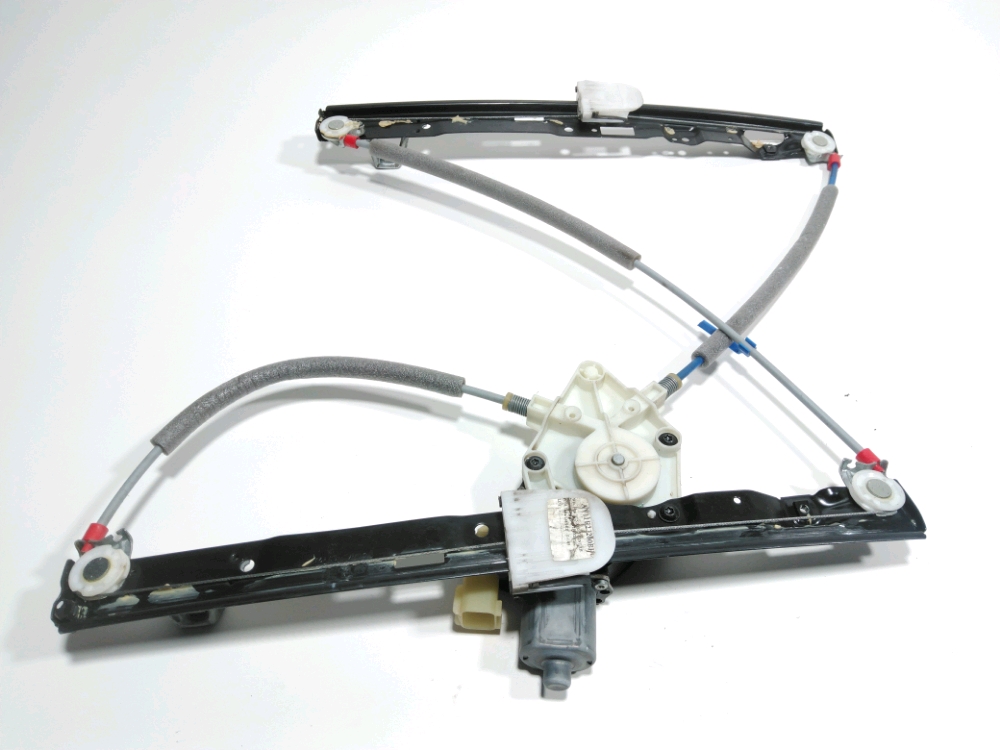 Lève-vitre électrique avant droit