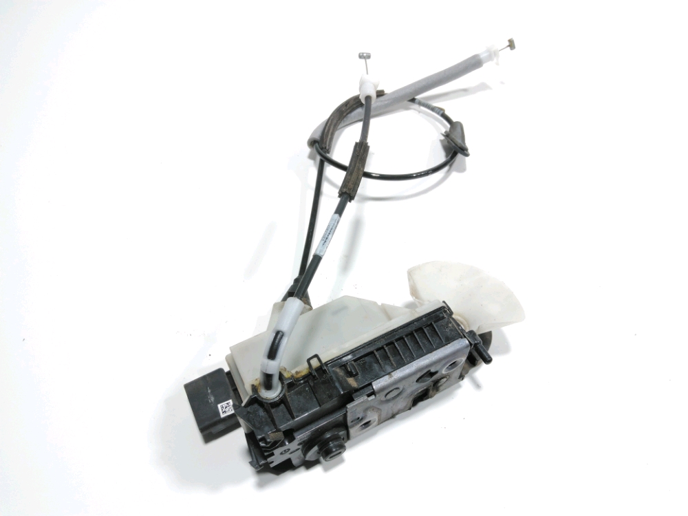 Serrure de porte avant gauche