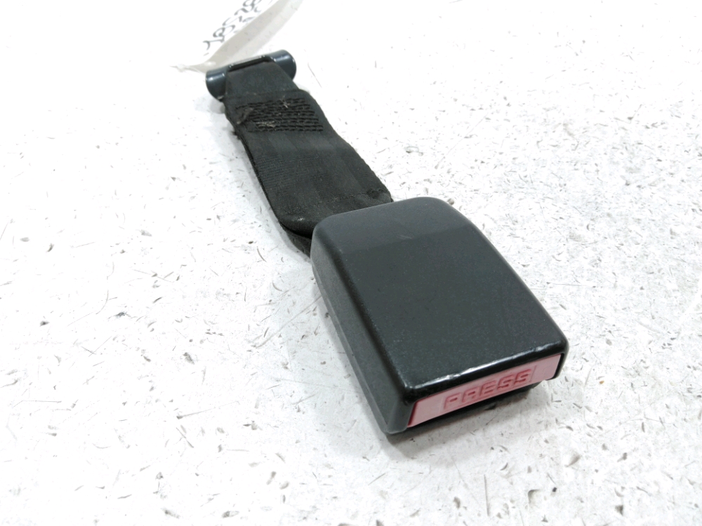 Ancrage ceinture arrière central