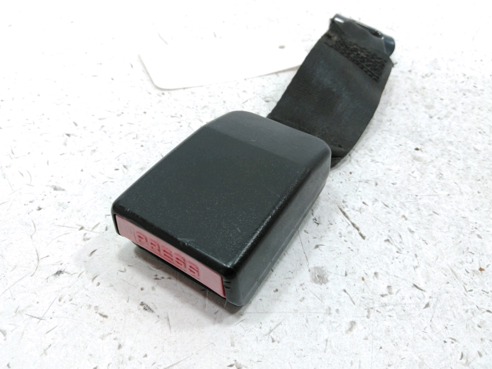 Ancrage ceinture arrière droit