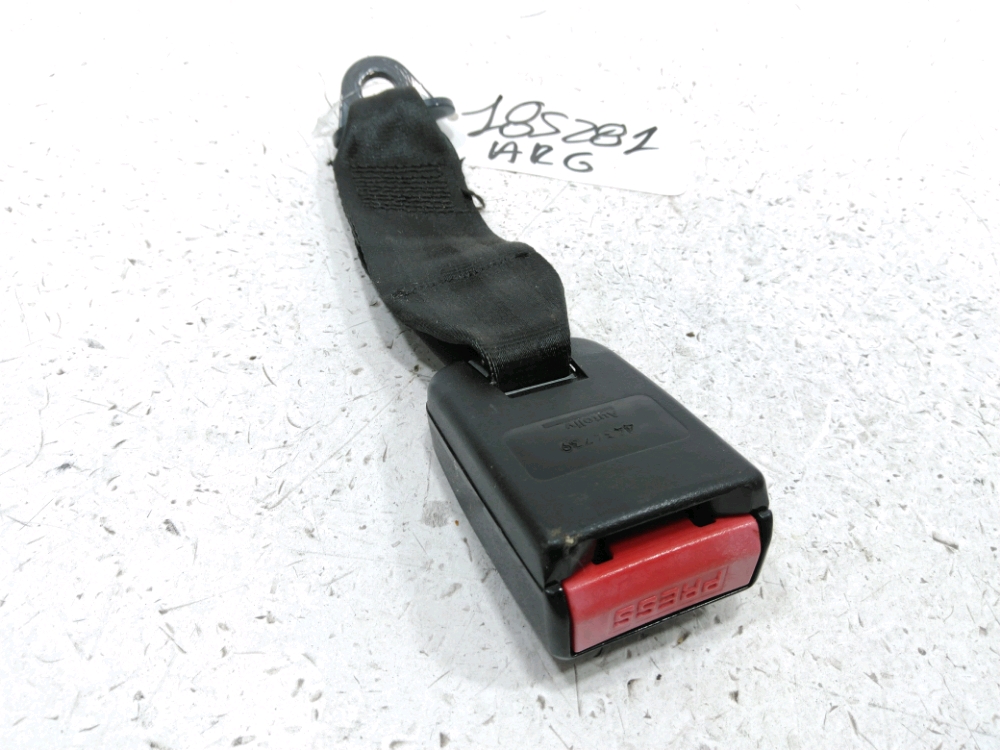 Ancrage ceinture arrière gauche